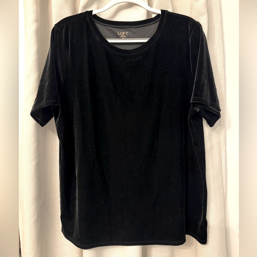 XL Black velvet short sleeve crew